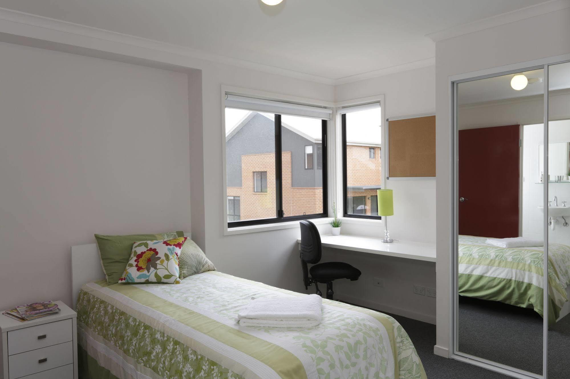 Macquarie University Village Sidney Exterior foto
